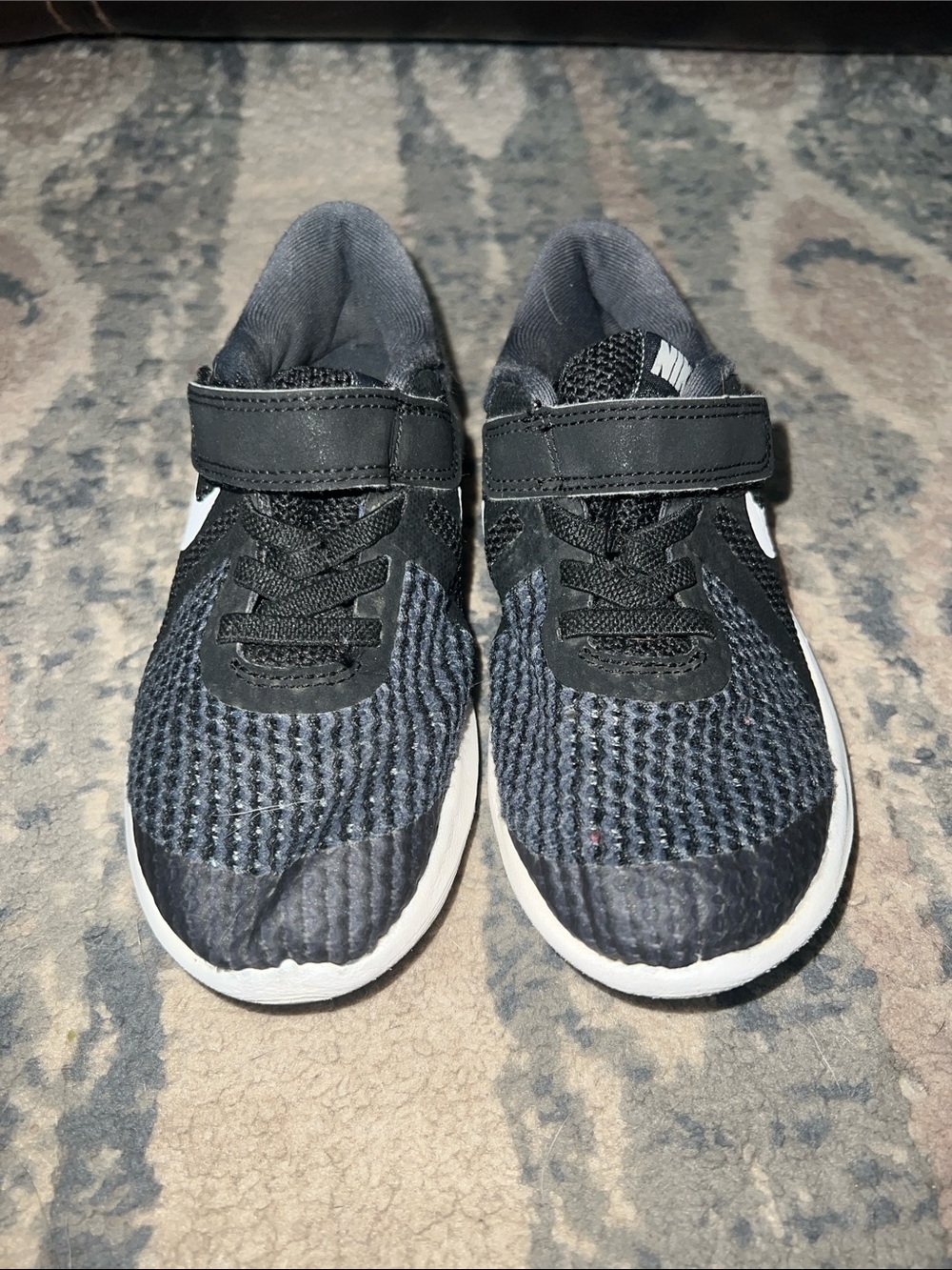 Nike Kids Black and White Knit Strap Sneakers